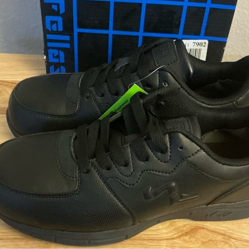 NWT Fellas Unisex Black Work Shoes Composition Toe Sturdy Men’s 7/ Women’s 9 - Picture 2 of 6
